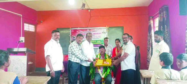 ಕರ್ನಾಟಕ ರಾಜ್ಯ ಯುವ ಸಂಘಗಳ ಒಕ್ಕೂಟ ತಾಲೂಕಾ ಘಟಕ ಚಿಕ್ಕೋಡಿ ಇವರ ಸಹಯೋಗದಲ್ಲಿ ಜರುಗಿದ ವಿಜಯ ದಿವಸ ಕಾರ್ಯಕ್ರಮ