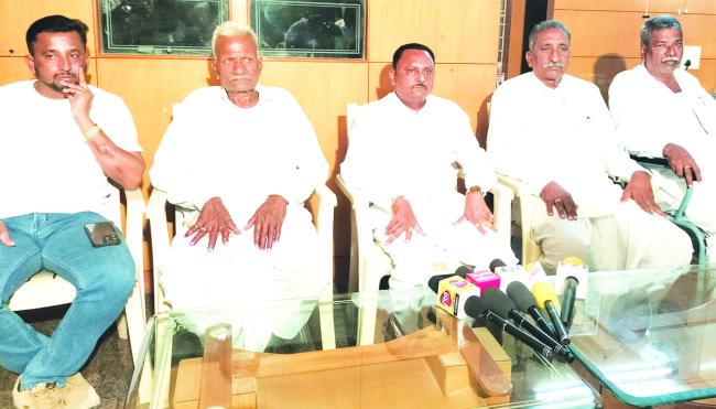 ಜನಮನದ ಜನತಾ ಬ್ಯಾಂಕು ಲಿಂ.ಬಿ.ಆರ್‌.ಪಾಟೀಲರ ಸಮರೆ​‍್ಣಯ ಸಾಕ್ಷಾತ್ಕಾರ 