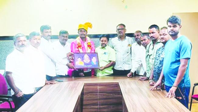  ಬೀರ​‍್ಪ ದಂಡಿನವರು ಭಾರತೀಯ ಸೈನ್ಯಕ್ಕೆ ಆಯ್ಕೆ 