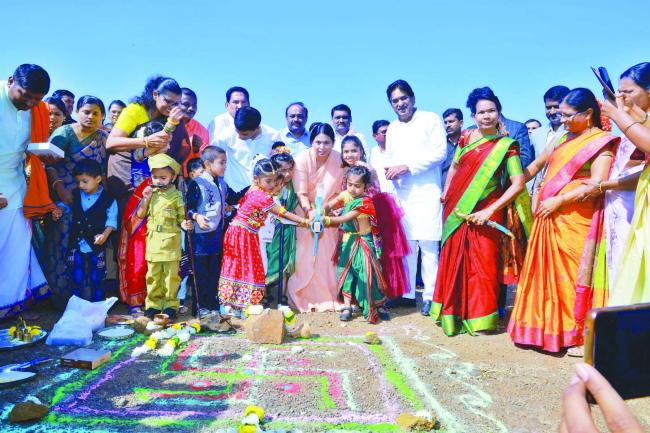 ಬೆಳಗಾವಿಯಲ್ಲಿ ಸುಸಜ್ಜಿತ ಬಾಲಭವನ ನಿರ್ಮಾಣ ನನ್ನ ಸಂಕಲ್ಪ: ಸಚಿವೆ ಲಕ್ಷ್ಮೀ ಹೆಬ್ಬಾಳಕರ್ 