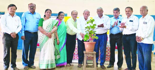 ಸಂಶಯವು ವಿದ್ಯಾರ್ಥಿಯ ಶಕ್ತಿಯನ್ನು ಕುಗ್ಗಿಸುತ್ತದೆ: ವಿರಕ್ತಮಠ 