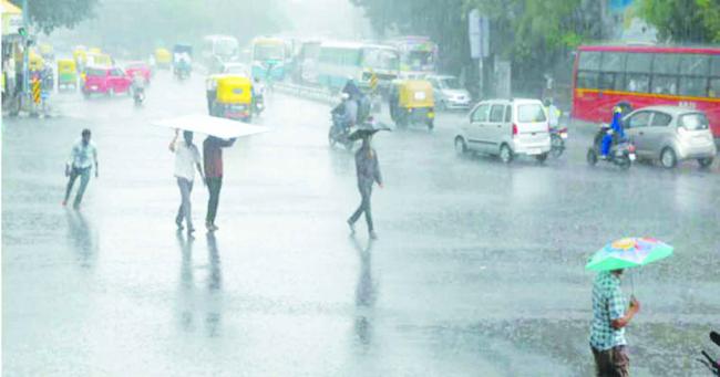 ಬಂಗಾಳಕೊಲ್ಲಿ  ವಾಯುಭಾರ ಕುಸಿತ: ಕರ್ನಾಟಕದಲ್ಲೂ ಮಳೆ ಸಾಧ್ಯತೆ