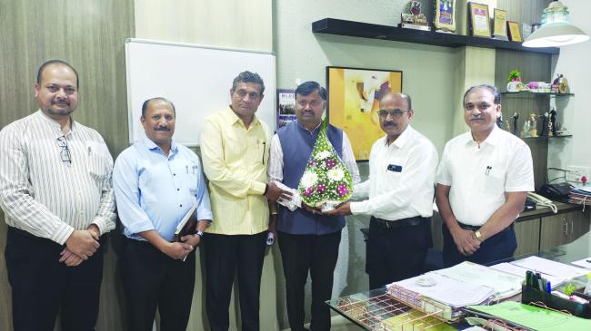 ಇಂಡಿ ರಾಜೀವಗಾಂಧಿ ಆರೋಗ್ಯ ವಿಜ್ಞಾನಗಳ ವಿಶ್ವವಿದ್ಯಾಲಯದಲ್ಲಿ ನಡೆದ 10ನೇ ಸೆನೆಟ್  ಚುನಾವಣೆಯಲ್ಲಿ  ಸೆನೆಟ್ ಆಗಿ ಆಯ್ಕೆ