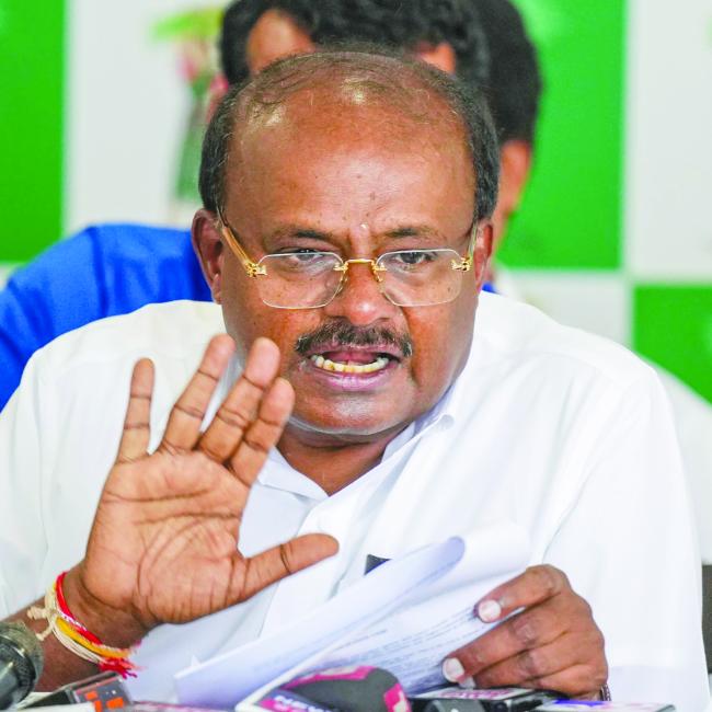 ಸಚಿವೆ ಬಗ್ಗೆ ಸಿ.ಟಿ.ರವಿ  ಅಶ್ಲೀಲ ಪದ ಬಳಕೆ ಪ್ರಕರಣ: ಹಲ್ಲೆ ಯತ್ನ ಖಂಡಿಸಿದ HDK