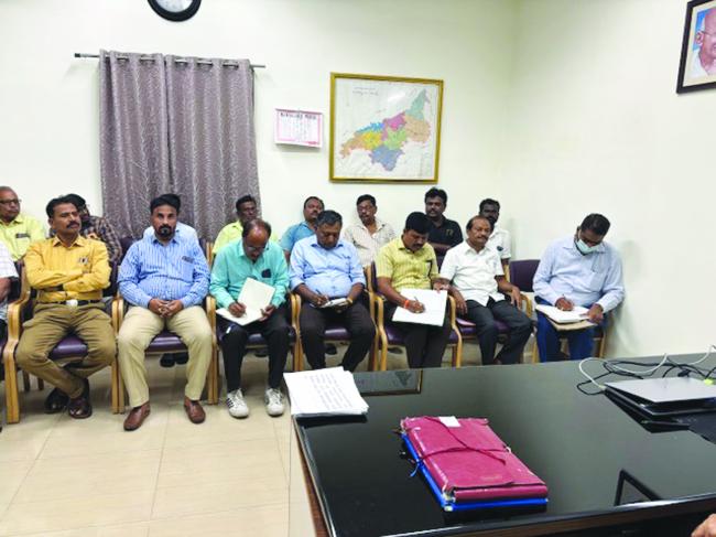  ಕುವೆಂಪು ಜನ್ಮದಿನದ ಅಂಗವಾಗಿ ವಿಶ್ವಮಾನವ ದಿನಾಚರಣೆ, ವಿಶ್ವಕರ್ಮ ಅಮರಶಿಲ್ಪಿ ಜಕಣಚಾರಿ ಸಂಸ್ಮರಣಾ ದಿನಾಚರಣೆ ಪೂರ್ವಭಾವಿ ಸಭೆ