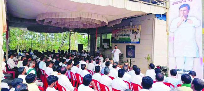 ಸ್ವಾರ್ಥ ರಾಜಕಾರಣ ಮಾಡುತ್ತಿರುವ ಬಿಜೆಪಿ ವಿರುದ್ಧ ಜನಾಂದೋಲನ ನಡೆಸಬೇಕಿದೆ- ಮಾನೆ 