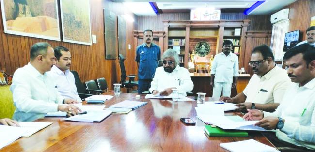 ಗಣಿಬಾಧಿತ ಪ್ರದೇಶದಲ್ಲಿ ತಾಲ್ಲೂಕಿಗೊಂದು ವೃಕ್ಷೋದ್ಯಾನ: ಅರಣ್ಯ ಸಚಿವ ಈಶ್ವರ ಖಂಡ್ರೆ 