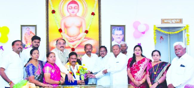 ಮಹಾವೀರ ಪತ್ತಿನ ಸಹಕಾರ ಸಂಘ ಅದ್ಯಕ್ಷರಾಗಿ ಮಂಜುನಾಥ ಜೈನ್  ಆಯ್ಕೆ