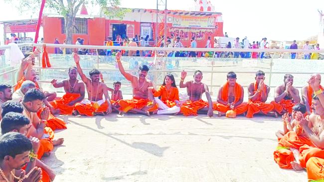 ಆಂಜನೇಯ ಸ್ವಾಮಿಯ ಕಾರ್ತಿಕೋತ್ಸವ