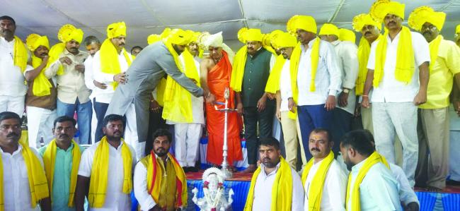 ನೂತನ ಕಾಂತ್ರಿವೀರ ಸಂಗೊಳ್ಳಿ ರಾಯಣ್ಣನ ಕಂಚಿನ ಪುತ್ಥಳಿ ಉದ್ಘಾಟನಾ ಸಮಾರಂಭ