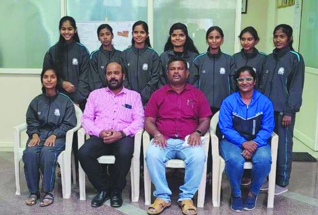  ಅಂತರ್ ವಿಶ್ವವಿದ್ಯಾಲಯಗಳ ಸ್ಪರ್ಧೆಯಲ್ಲಿ  ಮಹಿಳಾ ವಿವಿಯ ಯೋಗ ತಂಡ