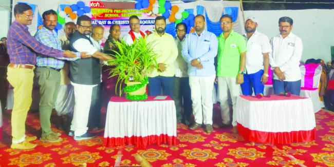 ಸೇಂಟ್ ಜೋಸೆಫ್ ಶಾಲಾ ವಾರ್ಷಿಕೋತ್ಸವ ಹಾಗೂ ಕ್ರಿಸ್ಮಸ್‌.. ಮಕ್ಕಳ ಮೇಲೆ ಪಾಲಕರ ನಿಗಾ ಅಗತ್ಯ: ಕಸಾಪ ಜಿಲ್ಲಾಧ್ಯಕ್ಷ ಕೆ.ಎ ಬಳಿಗೇರ