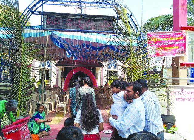 ಏಸು ಕ್ರಿಸ್ತನ ಜನ್ಮ ದಿನವನ್ನು ಬಹು ವಿಜೃಂಭಣೆ ಆಚರಣೆ