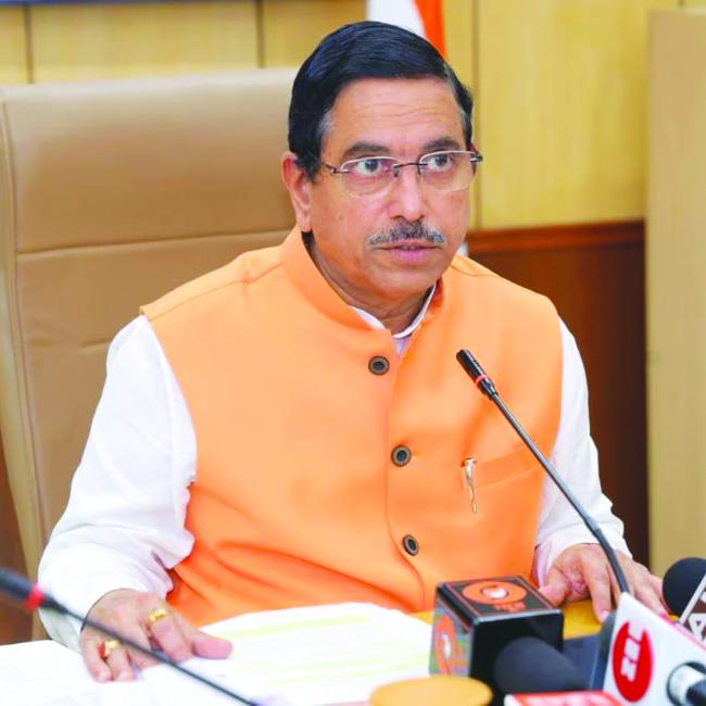 ಅಡಿಕೆ ಬೆಳೆಗಾರರ ಯಾವುದೇ ಸಮಸ್ಯೆಗಳಿಗೆ ನಾವು ಜೊತೆಯಾಗಿ ಇರುತ್ತೇವೆ:  ಸಚಿವ ಪ್ರಹ್ಲಾದ್ ಜೋಶಿ 