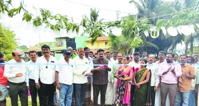 ದನಕರು ಸಾಗಾಣಿಕೆಗೆ ಸರ್ಕಾರದಿಂದ ಬರುವ ಸೌಲಭ್ಯಗಳನ್ನು ರೈತರು ಪಡೆಯುವಂತವರಾಗಬೇಕು : ಕೋಳಿವಾಡ
