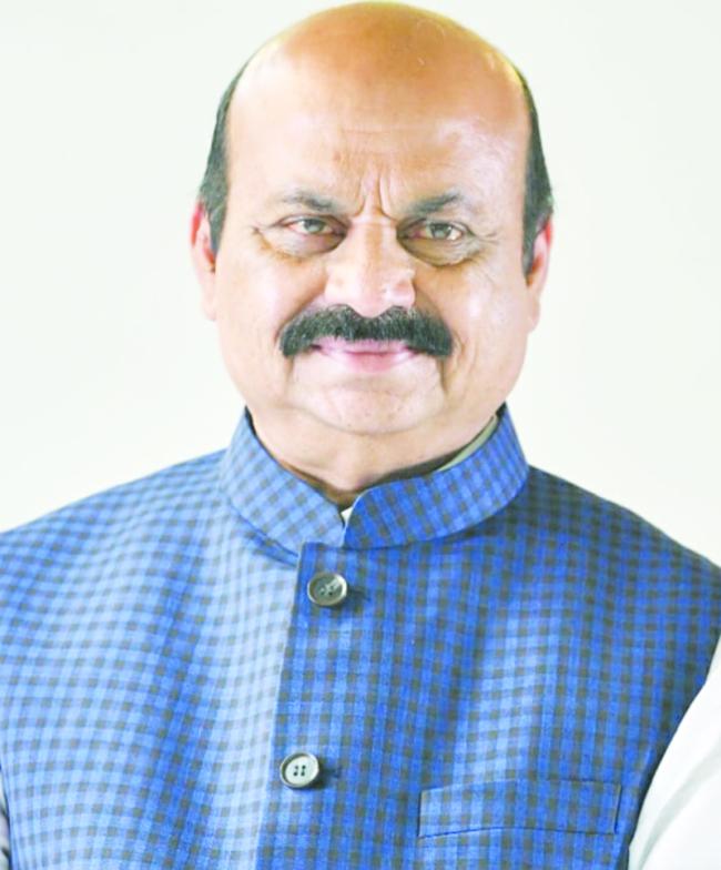 ವಿದೇಶಗಳಿಗೆ ಪೈಪೋಟಿ ಕೊಡಲು ಮನಮೊಹನ್ ಸಿಂಗ್ ಭದ್ರ ಬುನಾದಿ ಹಾಕಿದ್ದರು : ಬೊಮ್ಮಾಯಿ 