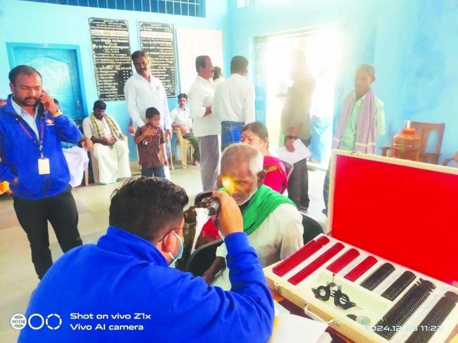 ಹಿರೇಬಿದರಿಯಲ್ಲಿ ಕಣ್ಣಿನ ತಪಾಸಣಾ  ಶಿಬಿರ: 35 ಜನರು ಶಸ್ತ್ರ ಚಿಕಿತ್ಸೆಗೆ ಆಯ್ಕೆ