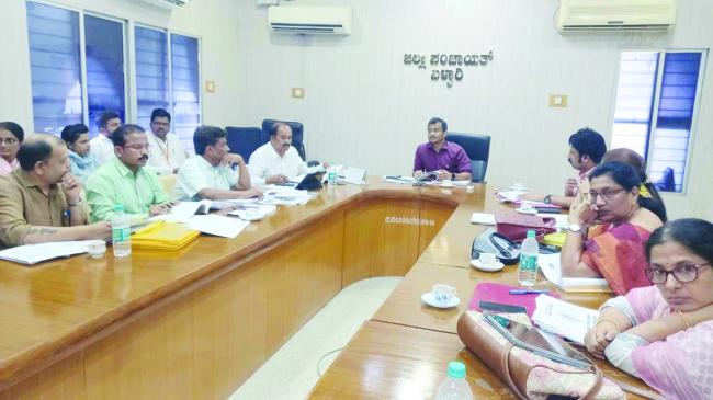 ಬಳ್ಳಾರಿ: ಜಿಲ್ಲಾ ಆರೋಗ್ಯ ಸಂಘ ಸಭೆಯಲ್ಲಿ ಜಿಪಂ ಸಿಇಒ ರಾಹುಲ್ ಶರಣಪ್ಪ ಸಂಕನೂರ ಸೂಚನೆ