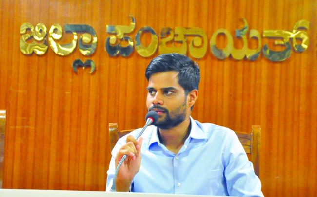 ಮಕ್ಕಳ ಫಲಿತಾಂಶ ಸುಧಾರಣೆಗೆ ಒತ್ತು ನೀಡಿ: ಸಿಇಓ ರಾಹುಲ್ ರತ್ನಂ ಪಾಂಡೇಯ
