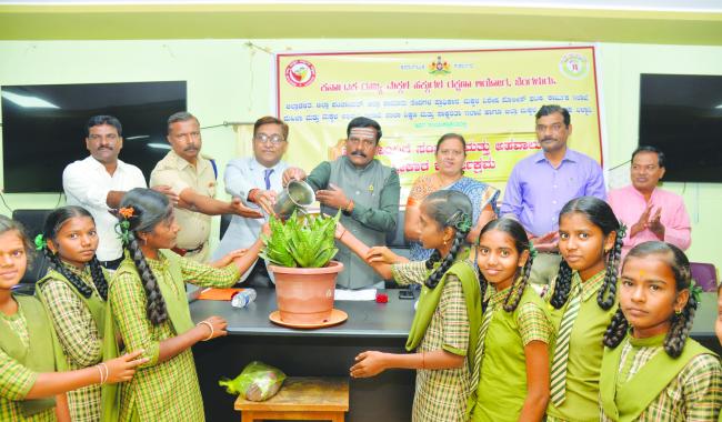 ಮಕ್ಕಳ ಹಕ್ಕುಗಳ ರಕ್ಷಣೆ ನಮ್ಮೆಲ್ಲರ ಹೊಣೆ: ಶಶಿಧರ ಕೋಸಂಬೆ