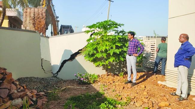 ನಗರಸಭೆ ಅಧಿಕಾರಿಗಳು ತೆರವುಕಾರ್ಯಾಚರಣೆ