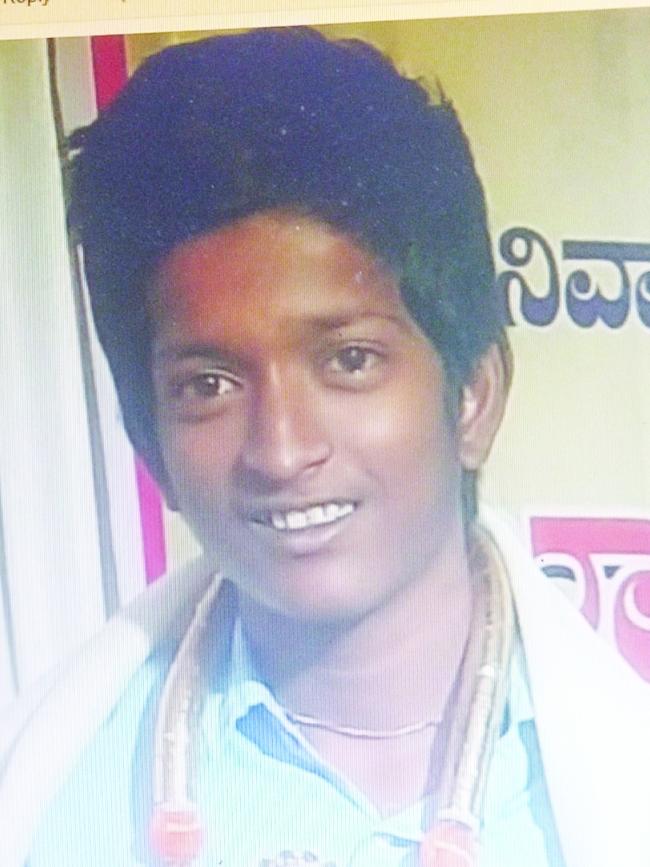 ಜಿಲ್ಲಾ ಗುರುಭವನದಲ್ಲಿ ಗಣಿತ ದಿನಾಚರಣೆ: ರಸಪ್ರಶ್ನೆ ಮನೋಜ್ಗೆ ದ್ವಿತೀಯ ಸ್ಥಾನ