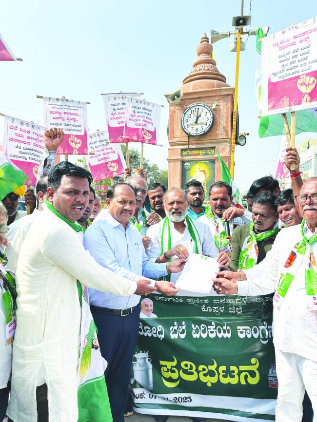 ಗ್ಯಾರಂಟಿ ಯೋಜನೆಗಳ ಹೆಸರಿನಲ್ಲಿ ಅಭಿವೃದ್ಧಿ ಹಳ್ಳ ಹಿಡಿದಿದೆ- ಸಿವಿ ಚಂದ್ರಶೇಖರ್‌
