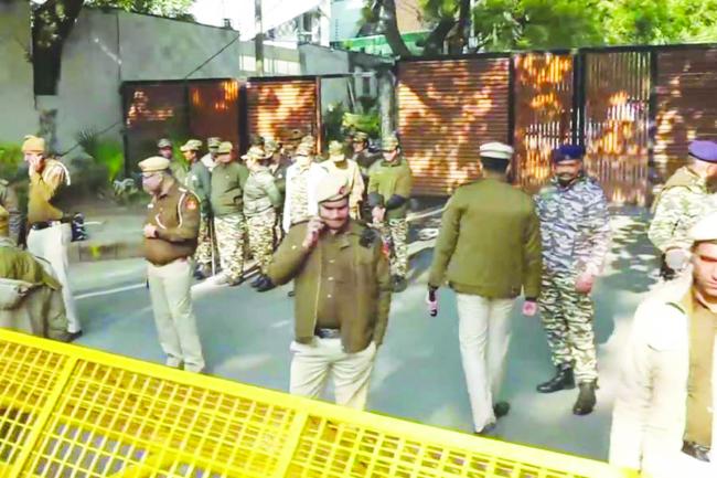 ಪ್ರಧಾನಿ ನಿವಾಸ ಪ್ರವೇಶಿಸಲು ಆಪ್ ಯತ್ನ: ತಡೆಯೊಡ್ಡಿದ ಭದ್ರತಾ ಸಿಬ್ಬಂದಿ 