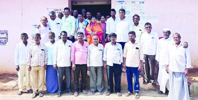 ಮುಧೋಳ ವಿಎಸ್‌ಎಸ್‌ಎನ್ ಬ್ಯಾಂಕ್ ಅಧ್ಯಕ್ಷ,ಉಪಾಧ್ಯಕ್ಷರ ಅವಿರೋಧ ಆಯ್ಕೆ