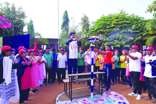ಪಟ್ಟಣದ ಲಿಟಲ್ ಚಾಂಪ್ ಆಂಗ್ಲಮಾದ್ಯಮ ಶಾಲೆಯಲ್ಲಿ ವಾರ್ಷಿಕ ಕ್ರೀಡೋತ್ಸವ ಉದ್ಘಾಟನೆ