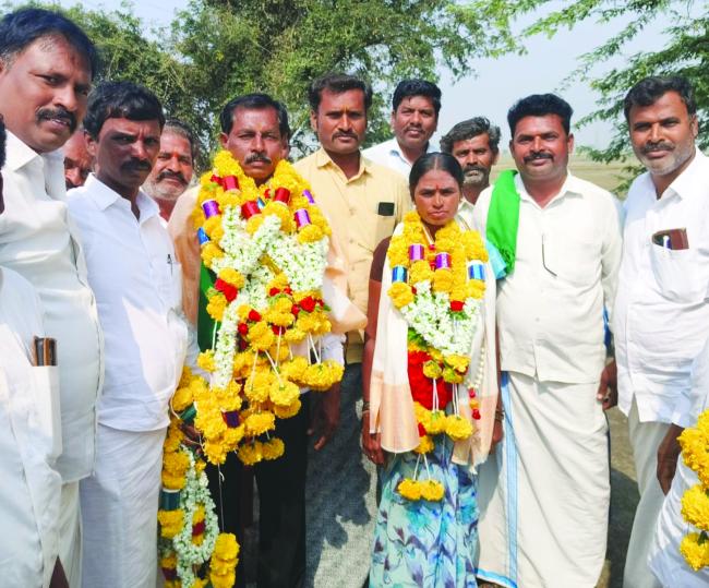 ಪ್ರಾ.ಕೃಷಿ ಪತ್ತಿನ ಸಹಕಾರ ಸಂಘದ ಅಧ್ಯಕ್ಷರಾಗಿ ಗೌಡ್ರು ಸಿದ್ದಪ್ಪ ಉಪಾಧ್ಯಕ್ಷರಾಗಿ.ಗುಬಾಜಿ.ಶಿಲ್ಪಮ್ಮ. 