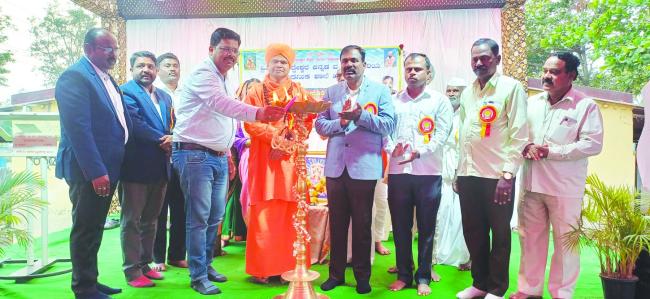 ನಗು ನಗುತ್ತ ಬಾಳುವುದೇ ಶಿಕ್ಷಣ: ತಹಶೀಲ್ದಾರ ಮುಂಜೆ