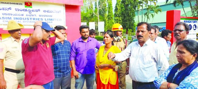 ಬಿಣಗಾ ಗ್ರಾಸಿಂ ಕಾರ್ಖಾನೆಯಲ್ಲಿ ಕ್ಲೋರಿನ್ ಸೋರಿಕೆ : 14  ಕಾರ್ಮಿಕರು ಅಸ್ವಸ್ಥ 