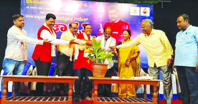 ಭಾರತೀಯ ಸಂಸ್ಕೃತಿ ಉತ್ಸವ ಕಣ್ತುಂಬಿ ಕೊಳ್ಳೋಣ  