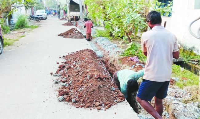 24*7 ಕುಡಿಯುವ ನೀರು ಯೋಜನೆ ಕಾರ್ಯರೂಪಕ್ಕೆ ಬರುವುದು ಯಕ್ಷಪ್ರಶ್ನೆಯಾಗಿದೆ ? ಸುಧಾಕರ ದೈವಜ್ಞ 