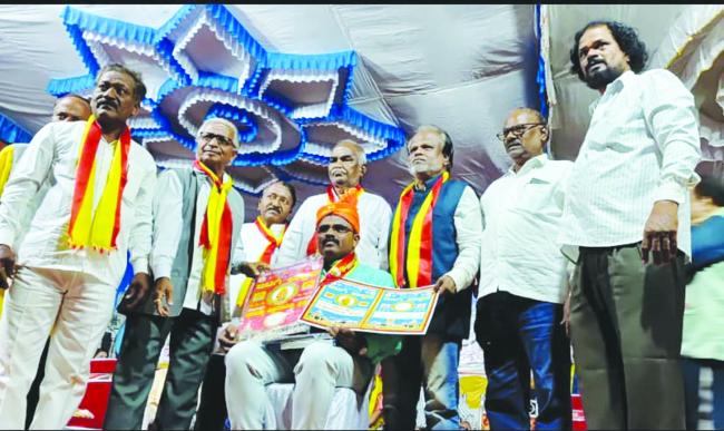 ಮಾರುತಿ ಈಳಿಗೆರ್ ಗೆ ಚಾಲುಕ್ಯ ವಿಕ್ರಮಾದಿತ್ಯ ಪ್ರಶಸ್ತಿ ಪ್ರಧಾನ