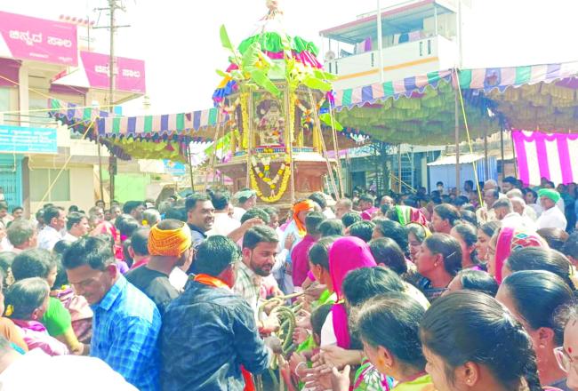 ಬನಶಂಕರಿ ದೇವಿಯ ರಥೋತ್ಸವ ವಿಜೃಂಭಣೆಯಿಂದ ಜರುಗಿತು