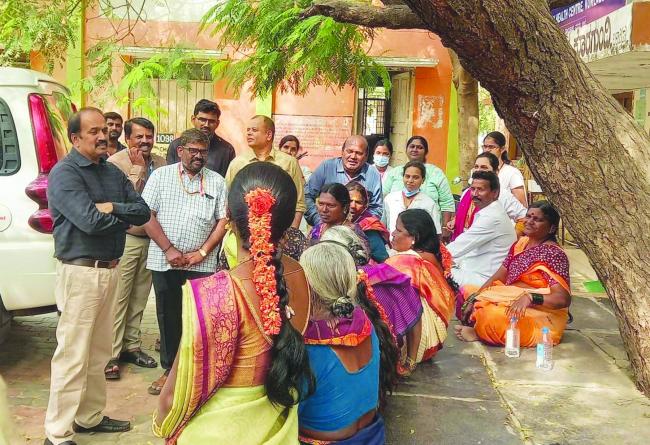 ಊರು ಹಬ್ಬ, ಉತ್ಸವಗಳಲ್ಲಿ ಆರೋಗ್ಯದ ಕಾಳಜಿ ವಹಿಸಿ: ಡಿಹೆಚ್‌ಓ ಡಾ.ಯಲ್ಲಾ ರಮೇಶಬಾಬು ಸಲಹೆ