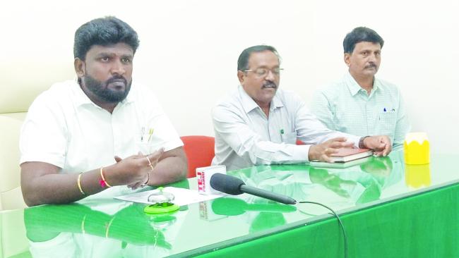 ರಸ್ತೆ ಚರಂಡಿ ಶೌಚಾಲಯಗಳ ದುರಸ್ತಿ ಕಾಮಗಾರಿಗಳಿಗೆ ಮಂಜೂರಾತಿ ಎಂ.ಬಿ. ಘಸ್ತಿ