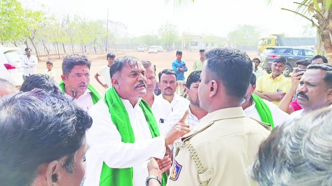 ಗೊಹಿಂಸೆ ವಿರುದ್ಧ ಪ್ರತಿಭಟನೆ, ಬಂಧನ 