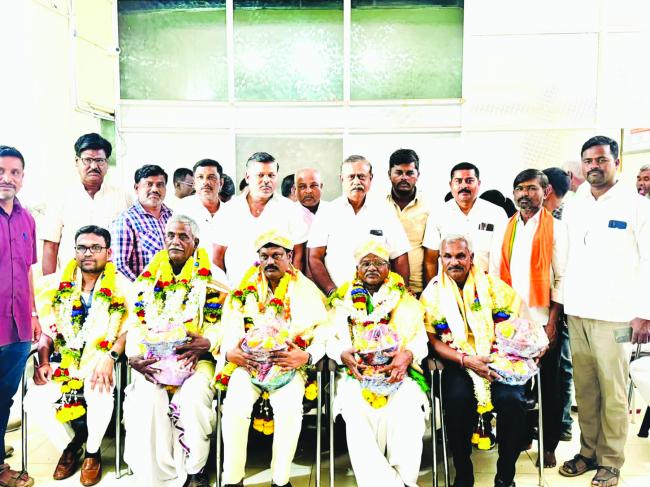 ಜಿಲ್ಲಾ ಕೃಷಿಕ ಸಮಾಜದ ನೂತನ ಪದಾಧಿಕಾರಿಗಳಿಗೆ ಹಾಲುಮತ ಮಹಾಸಭಾದಿಂದ ಸನ್ಮಾನ 