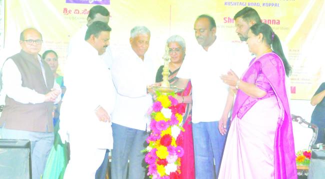 ಈ ಭಾಗದ ರೈಲ್ವೆ ಯೋಜನೆಗಳಿಗೆ ಹೆಚ್ಚಿನ ಒತ್ತು: ಸಚಿವ ವಿ.ಸೋಮಣ್ಣ 