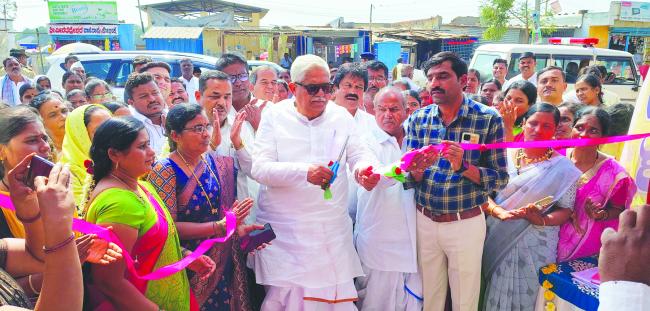 ಮಾಸಿಕ ಸಂತೆ ಸ್ತ್ರೀ ಸಬಲೀಕರಣಕ್ಕೆ ದಾರೀದೀಪ : ಜಿ ಎಸ್ ಪಾಟೀಲ