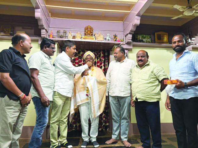 ರೈತರ ಜೀವನಕ್ಕೆ ಕೃಷಿ ಪತ್ತಿನ ಸಂಘಗಳು ಸಹಕಾರಿ -ಶ್ರೀಕಾಂತ