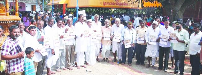 ನಾಗಾವಿ ಗ್ರಾಮದ ಯಲ್ಲಮ್ಮದೇವಿಯ ಭಕ್ತಿಗೀತೆ ಲೋಕಾರೆ​‍್ಣ 