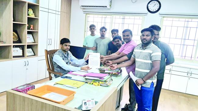 ಮೆಟ್ರಿಕ್ ನಂತರದ ಬಾಲಕರ ವಸತಿ ನಿಲಯಕ್ಕೆ ಮೂಲಭೂತ ಸೌಕರ್ಯ ಒದಗಿಸಲೂಲೂ ಎಐಡಿವೈ ಓ ಆಗ್ರಹ