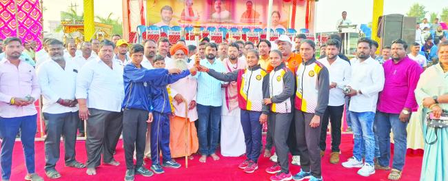 ದೈಹಿಕವಾಗಿ ಸದೃಢರಾಗಲು ಕಬ್ಬಡ್ಡಿ ಕ್ರೀಡೆ ಸಹಕಾರಿ: ಅಭಿನವ ಮಂಜುನಾಥಶ್ರೀ