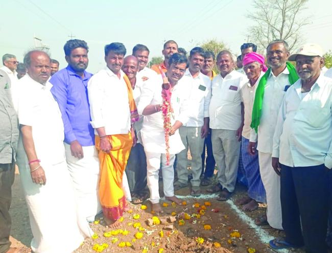 ಕೇತ್ರದ ಸರ್ವತೋಮುಖ ಅಭಿವೃದ್ದಿಗೆ ಶ್ರಮಿಸುವೆ: ಶಾಸಕ ಡಾ. ಚಂದ್ರು ಲಮಾಣಿ