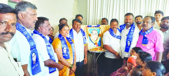 ರಾಜಕಾರಣ ಸಲುವಾಗಿ ಅಂಬೇಡ್ಕರ್ ಹೆಸರು ಬಳಸಿಕೊಳ್ಳುತ್ತಿದ್ದಾರೆ : ಪೂಜಾರ 