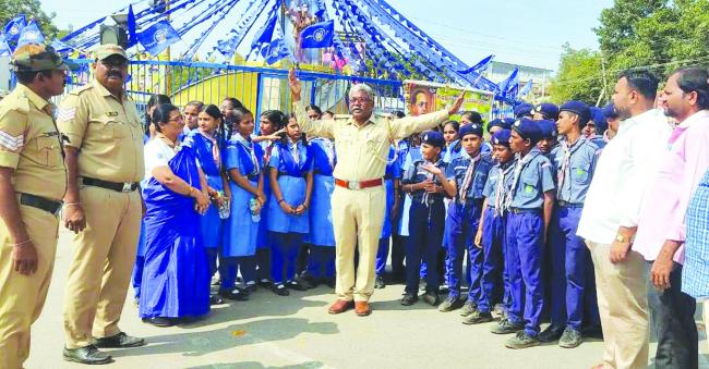 ಪ್ರತಿಯೊಬ್ಬರೂ ಸಂಚಾರ ನಿಯಮಗಳನ್ನು ಕಟ್ಟು ನಿಟ್ಟಾಗಿ ಪಾಲಿಸಬೇಕು : ವಾಸುಕುಮಾರ್ ಕೆ.ಬಿ